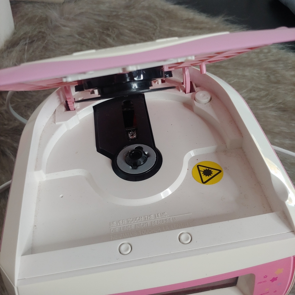 HP • Hello Kitty • Pink y2k CD player radio boom box - Picture 3 of 9